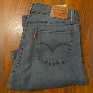 Women’s Levi’s
